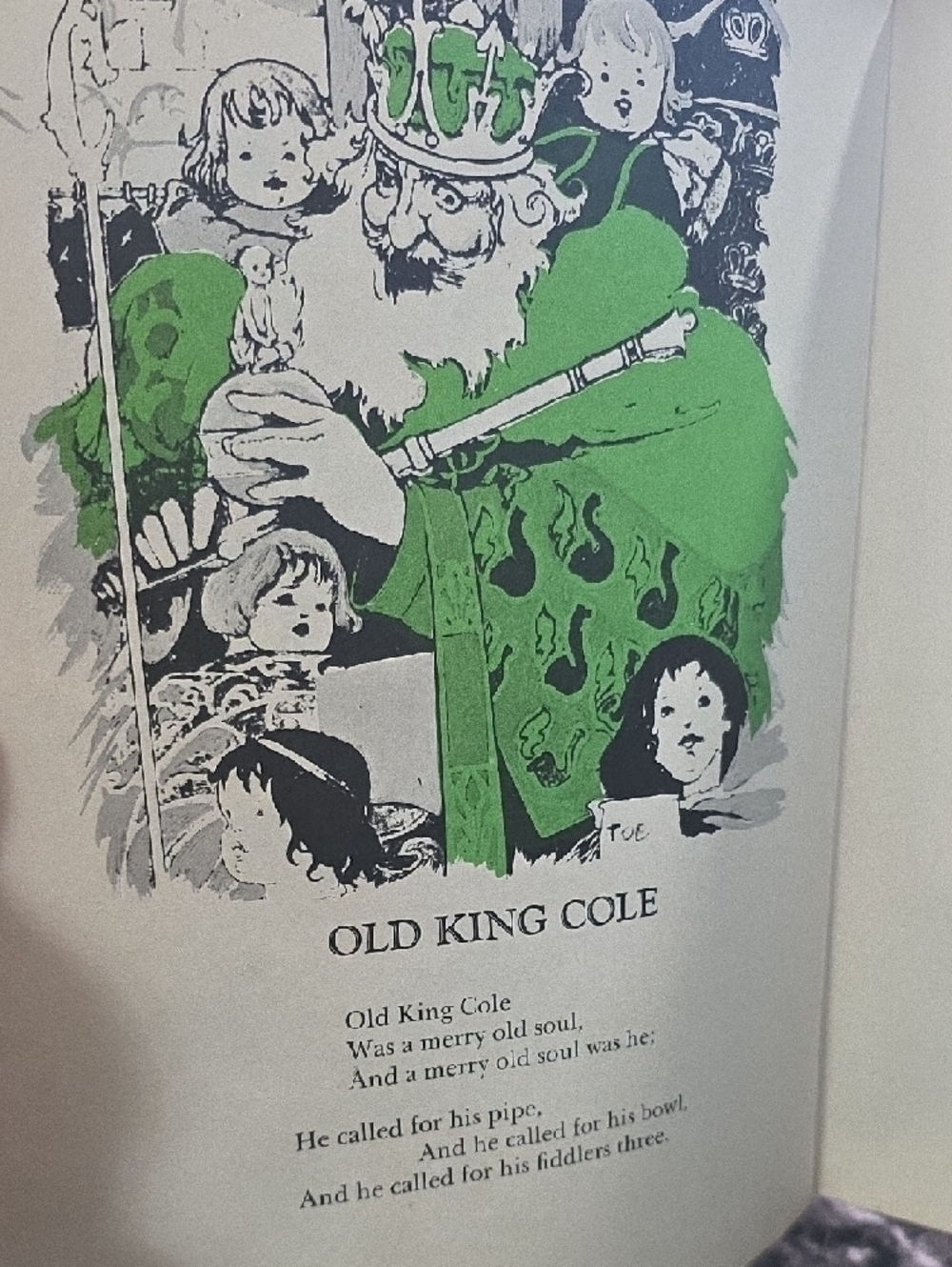 Best Loved Nursery Rhymes and Songs - Pink Vintage Storybook - Picture 7 of 9
